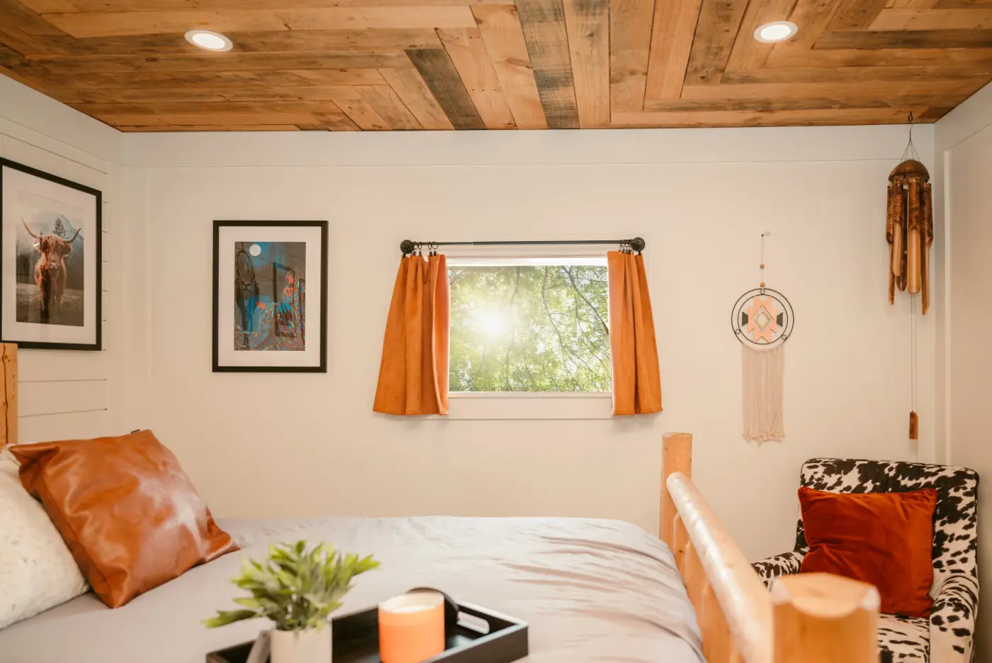 Photo 13 of Cowboy Bunkhouse — Hot Tub by the Lake