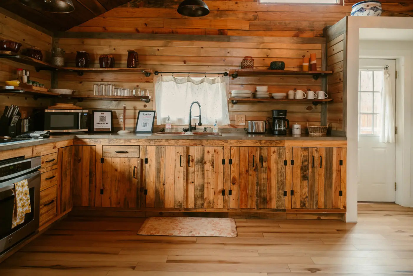Photo 18 of Cowboy Bunkhouse — Hot Tub by the Lake