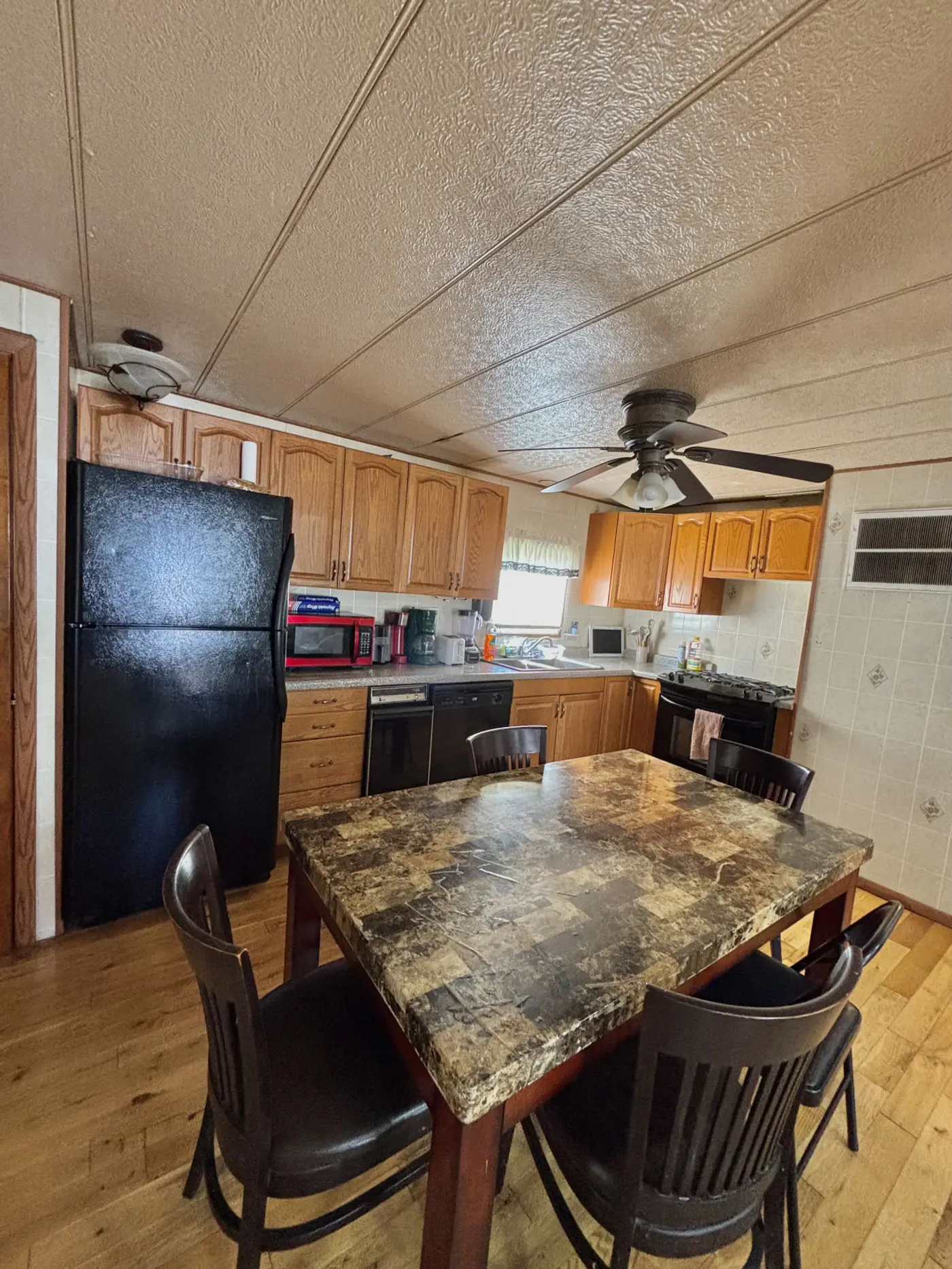 Photo 9 of Four-Bedroom City House — Sleeps 10