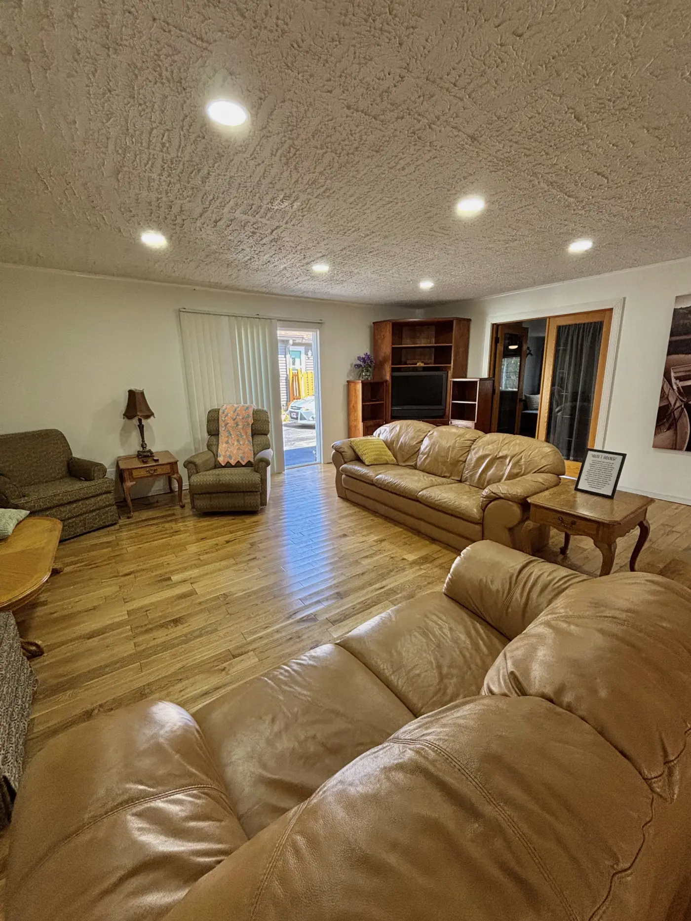 Photo 10 of Four-Bedroom City House — Sleeps 10