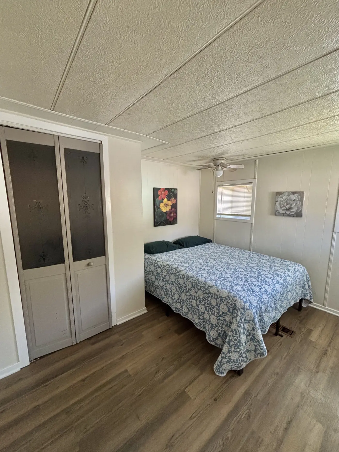 Photo 13 of Four-Bedroom City House — Sleeps 10