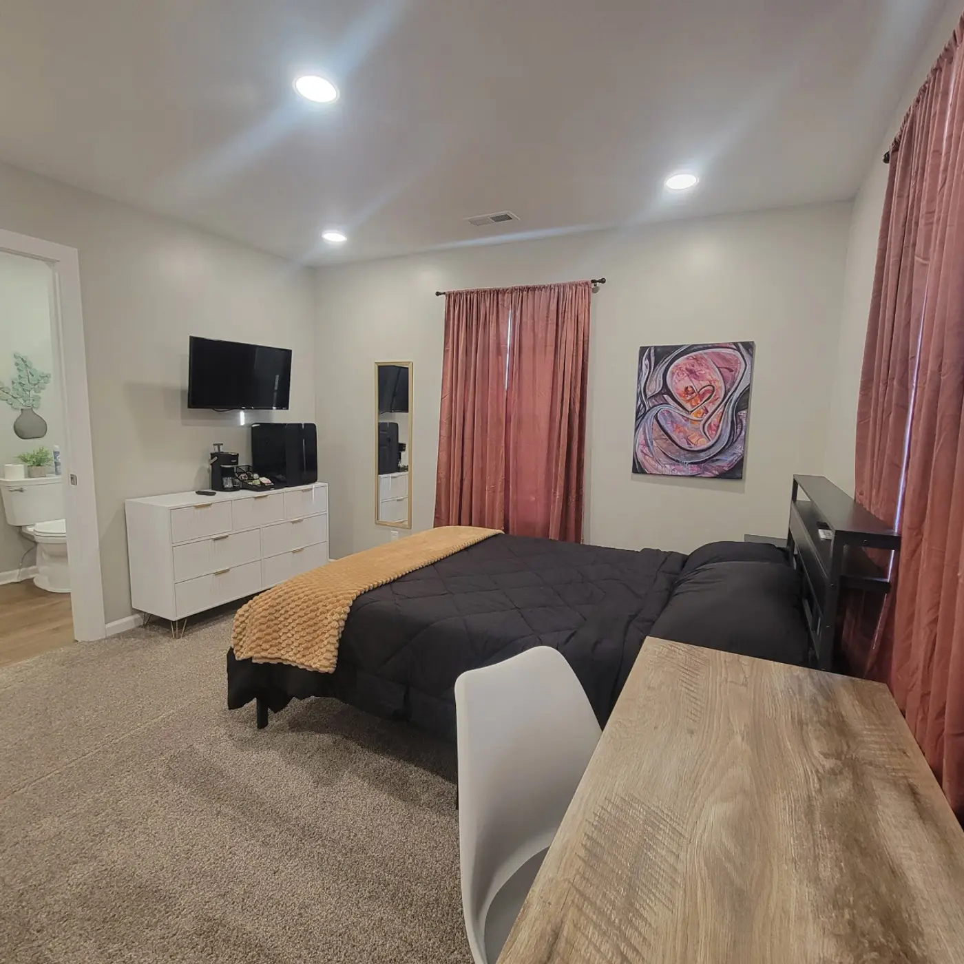 Photo 32 of Luxury Downtown Indy — Brand New, Sleeps 12